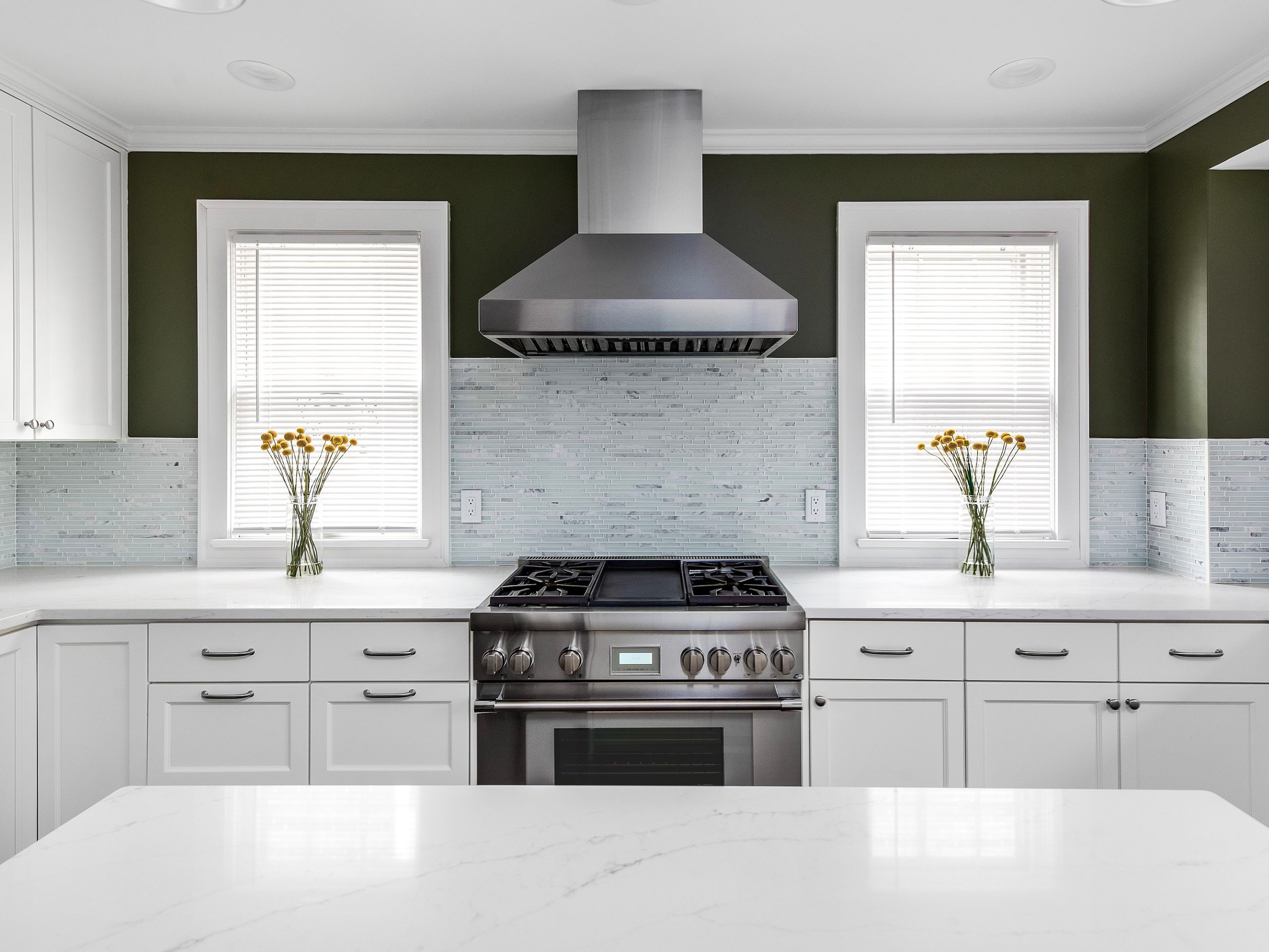 Sunny Tangletown Classic