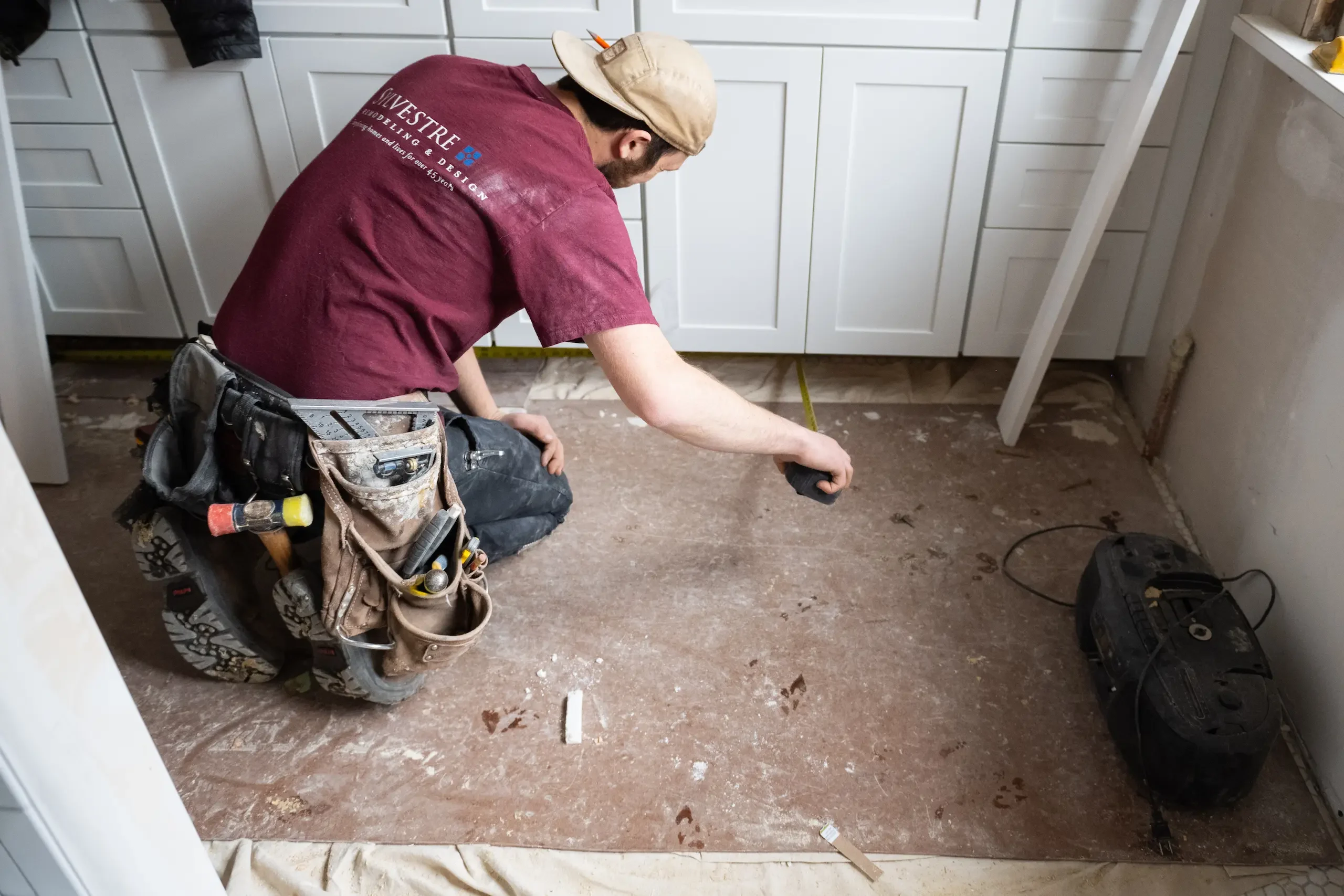 minneapolis remodeling contractor building out a primary bathroom 